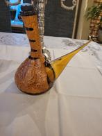 Antieke Spaanse porron met incrustatie  van s22leer details, Ophalen of Verzenden