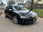 Alfa Romeo 147 2.0 T.Spark Business|APK|RIJD SUPER|LEER|CLIM, Voorwielaandrijving, Gebruikt, Navigatiesysteem, 150 pk