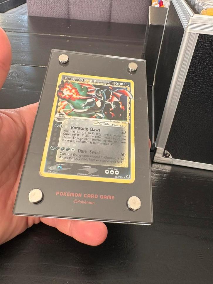Charizard gold star, Hobby en Vrije tijd, Verzamelkaartspellen | Overige, Zo goed als nieuw, Meerdere kaarten, Foil, Ophalen of Verzenden