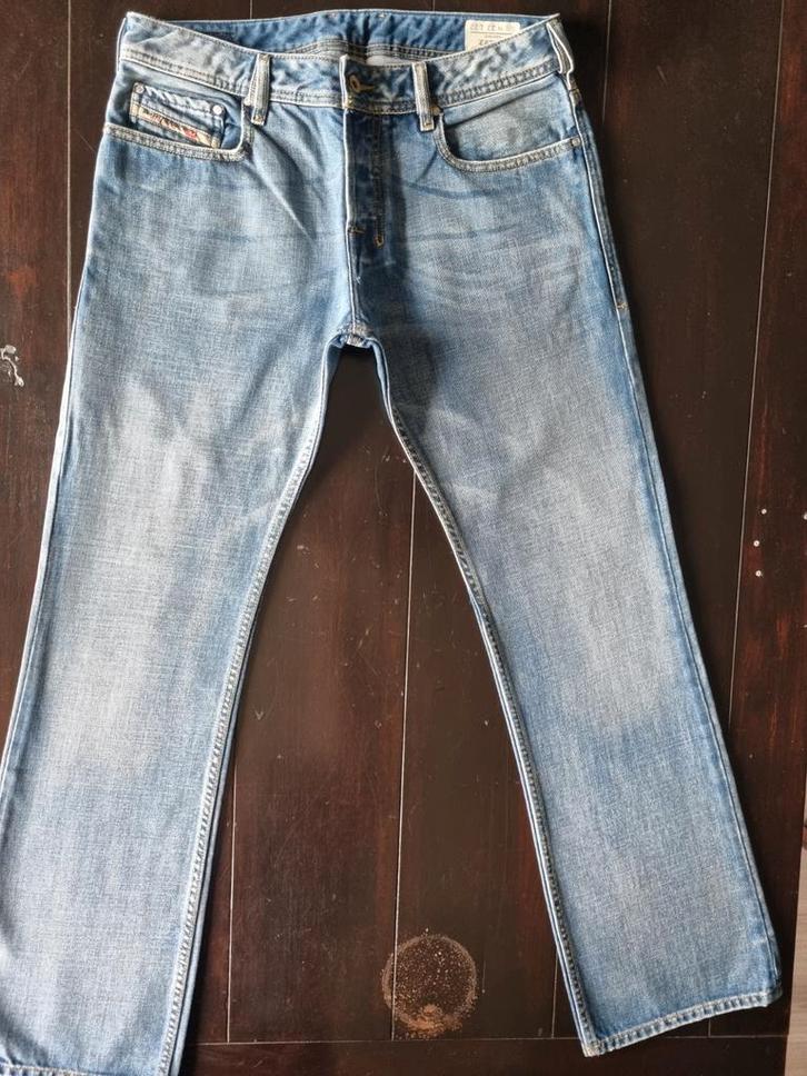 ZGAN CLASSIC DIESEL ZATINY REGULAR BOOTCUT JEANS SIZE 33/32!, Kleding | Heren, Spijkerbroeken en Jeans, Zo goed als nieuw, W33 - W34 (confectie 48/50)