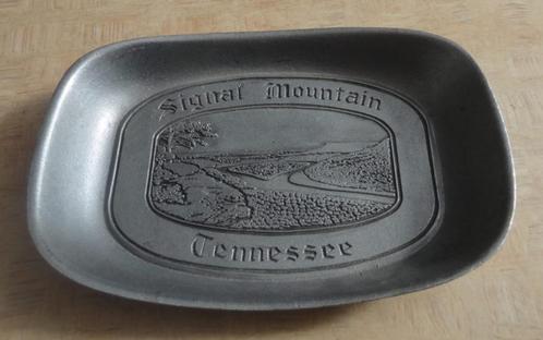 Tinnen schaal Signal Mountain Tennessee (Wilton, USA), Antiek en Kunst, Antiek | Tin, Ophalen of Verzenden
