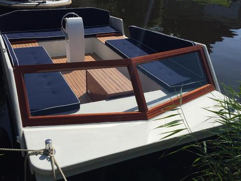 Catamaran sloepje, Watersport en Boten, Sloepen, Zo goed als nieuw, 10 tot 30 pk, 3 tot 6 meter, Buitenboordmotor, Benzine, Overige materialen