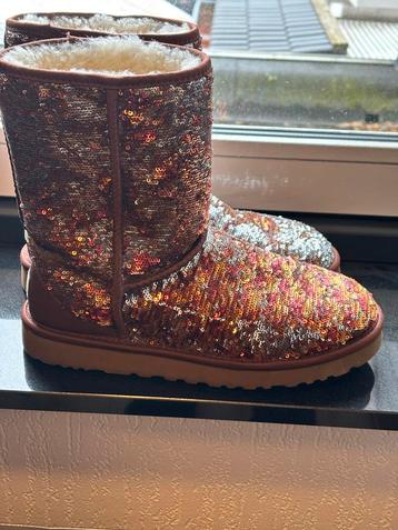 Uggs Laarzen Maat 41 beschikbaar voor biedingen