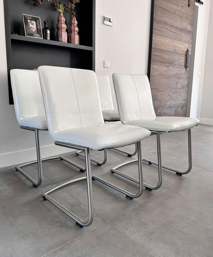 Vier wit leder Henders & Hazel design stoel rvs frame, Huis en Inrichting, Stoelen, Zo goed als nieuw, Vijf, Zes of meer stoelen