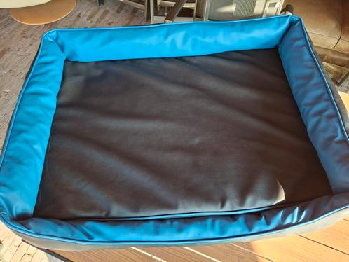 Hondenmand 1, hondenkussen 65x90 cm, kunstleer blauw zwart, Dieren en Toebehoren, Hondenmanden, Gebruikt, Overige, Ophalen