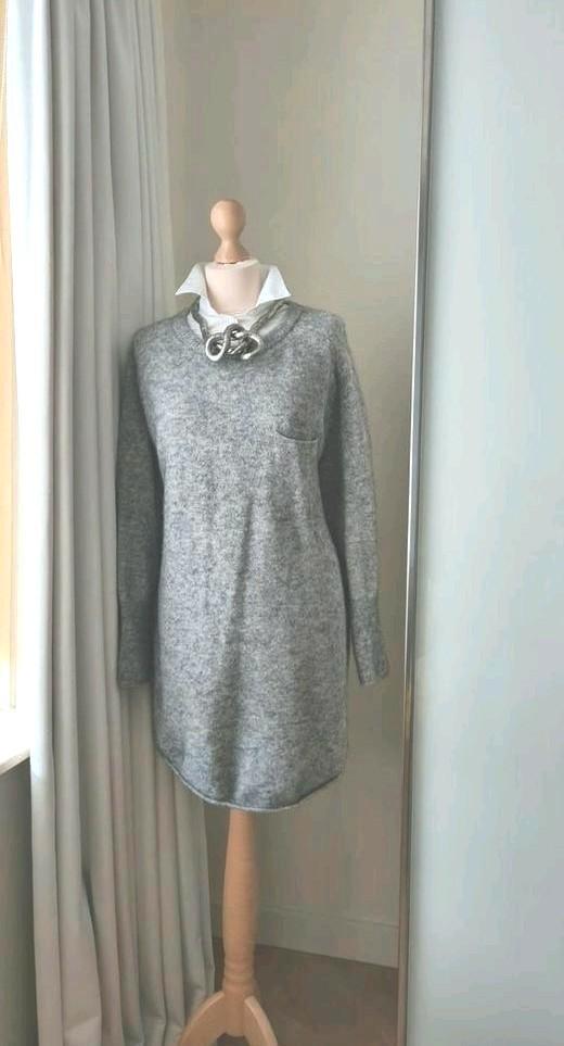 ZENGGI HEUPLANGE LICHTGRIJZE WOLLEN TRUI/JURK S, Kleding | Dames, Truien en Vesten, Zo goed als nieuw, Grijs, Verzenden