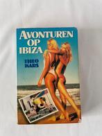 Theo Kars – Avonturen op Ibiza, Boeken, Ophalen of Verzenden, Gelezen, Theo Kars