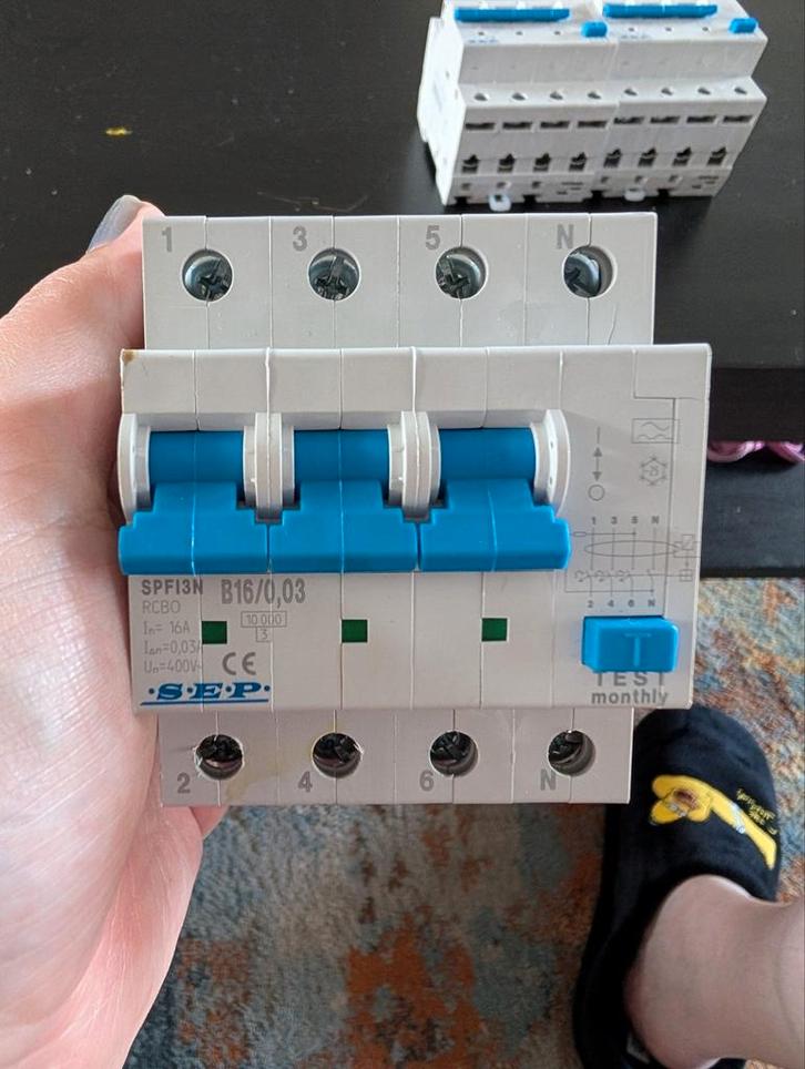 SEP SPFI3N aardlekautomaat 3 fase (3 stuks, prijs per stuk), Doe-het-zelf en Verbouw, Elektra en Kabels, Nieuw, Overige typen