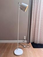 Zuiver Buckle head Vloerlamp wit, Huis en Inrichting, Lampen | Vloerlampen, Ophalen, Zo goed als nieuw, Metaal, 100 tot 150 cm