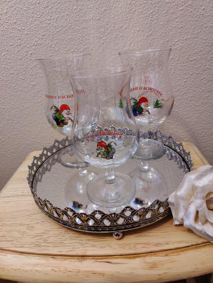 Drie verschillende bierglazen van La Chouffe, Verzamelen, Biermerken, Zo goed als nieuw, Glas of Glazen, Overige merken, Verzenden