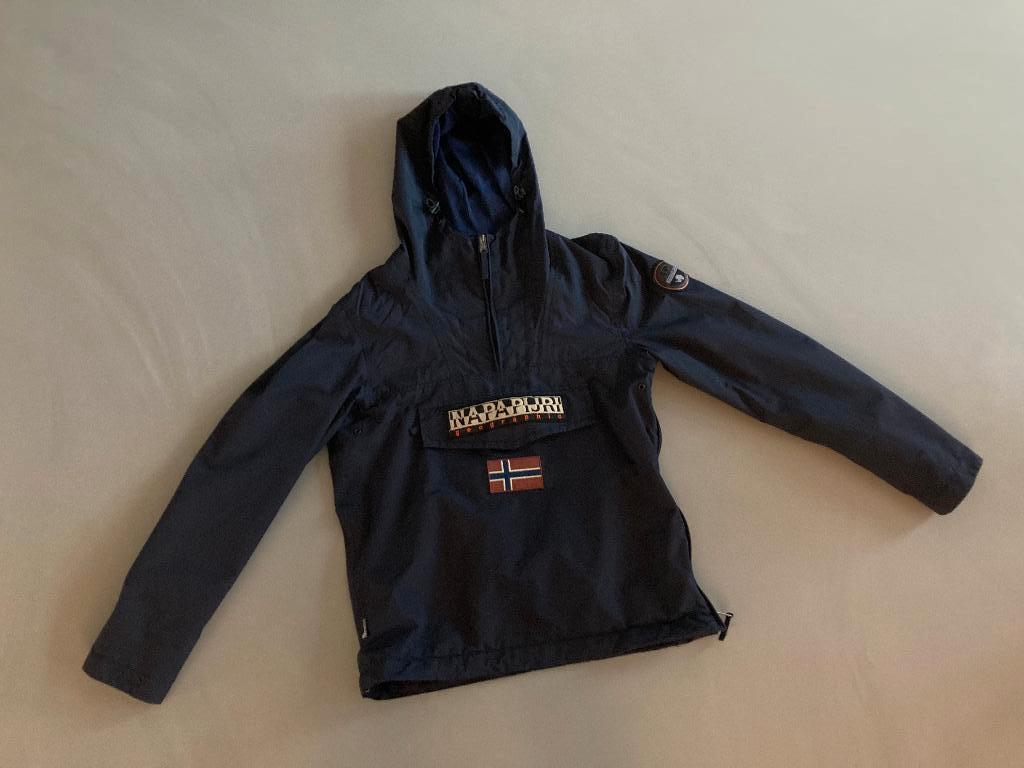 Napapijri jas Maat XS / 176, Ophalen, Jongen of Meisje, Zo goed als nieuw, Napapijri