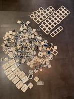 Veel gebruikt schakelmateriaal, Doe-het-zelf en Verbouw, Elektra en Kabels, Ophalen, Gebruikt, Stopcontact