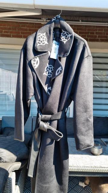 Guess jas Nieuw met prijskaartje. Zwart maat XL beschikbaar voor biedingen