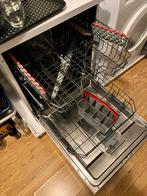 Goed werkende vrijstaande vaatwasser (Sharp), Witgoed en Apparatuur, Ophalen, Zo goed als nieuw, 85 tot 90 cm