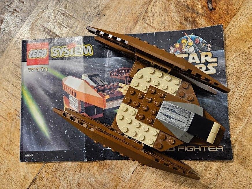 Lego system nr 7111 Star wars Droid Fighter, Kinderen en Baby's, Speelgoed | Duplo en Lego, Ophalen of Verzenden, Complete set