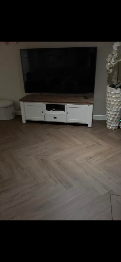 Landelijk tv meubel wit met houten blad, Huis en Inrichting, Ophalen of Verzenden