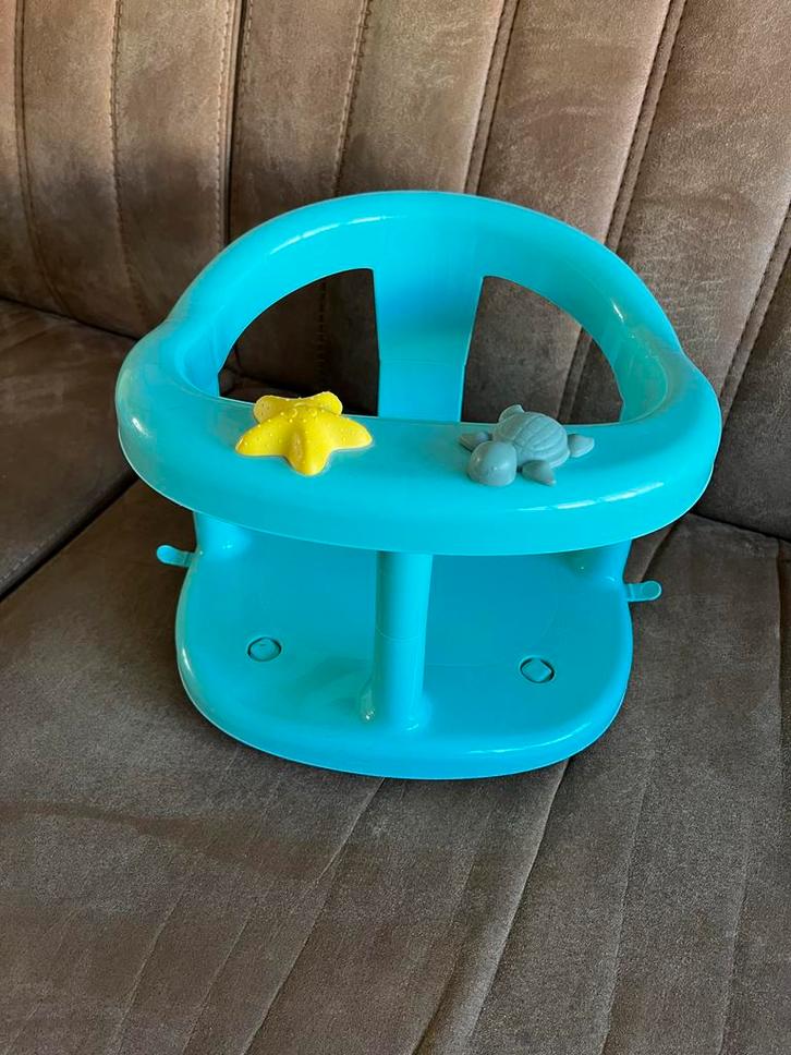 Baby badring - Blauw badzitje met zuignappen, Kinderen en Baby's, Badjes en Verzorging, Zo goed als nieuw, Badzitje of Badring