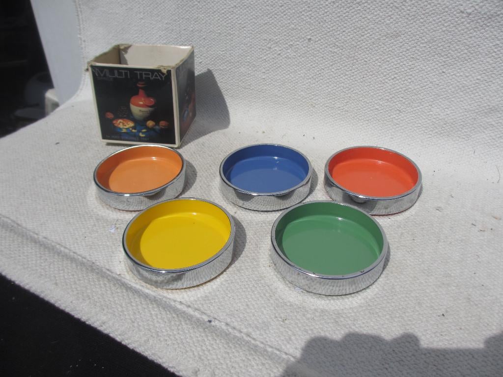 Space Age Metal and Melamin Utility Tray Bowls, 1960s, Set 5, Ophalen of Verzenden, Huis en Inrichting