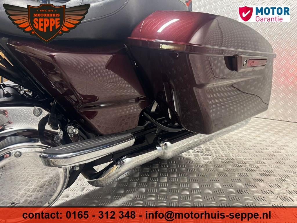 ROAD GLIDE CUSTOM FLTRX (bj 2018) BTW verrekenbaar !!!!, 1746 cc, 2 cilinders, HARLEY-DAVIDSON, Bedrijf