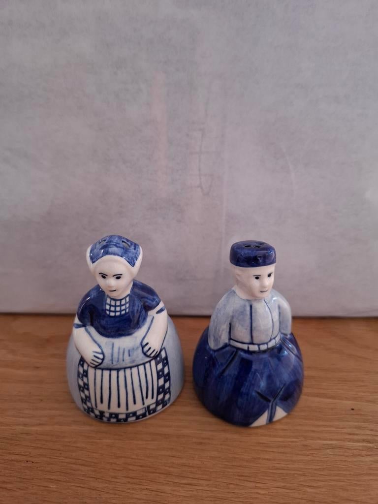 Delfts Blauw Peper- en Zoutstel - Hollandse Figuren, Gebruikt, Verzenden, Keramiek, Overige typen