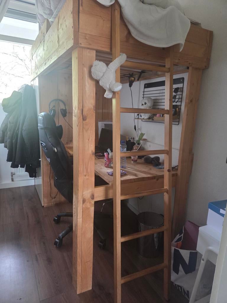 Steigerhouten Hoogslaper met Bureau en Kast, Ophalen, Zo goed als nieuw, Hoogslaper