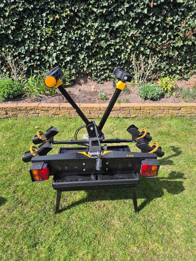 Fietsendrager spinder hawk, Ophalen, Gebruikt, Brede banden, 2 fietsen