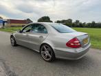 Mercedes-Benz E-klasse 320 Avantgarde, Auto's, Mercedes-Benz, Automaat, Achterwielaandrijving, Gebruikt, Zwart