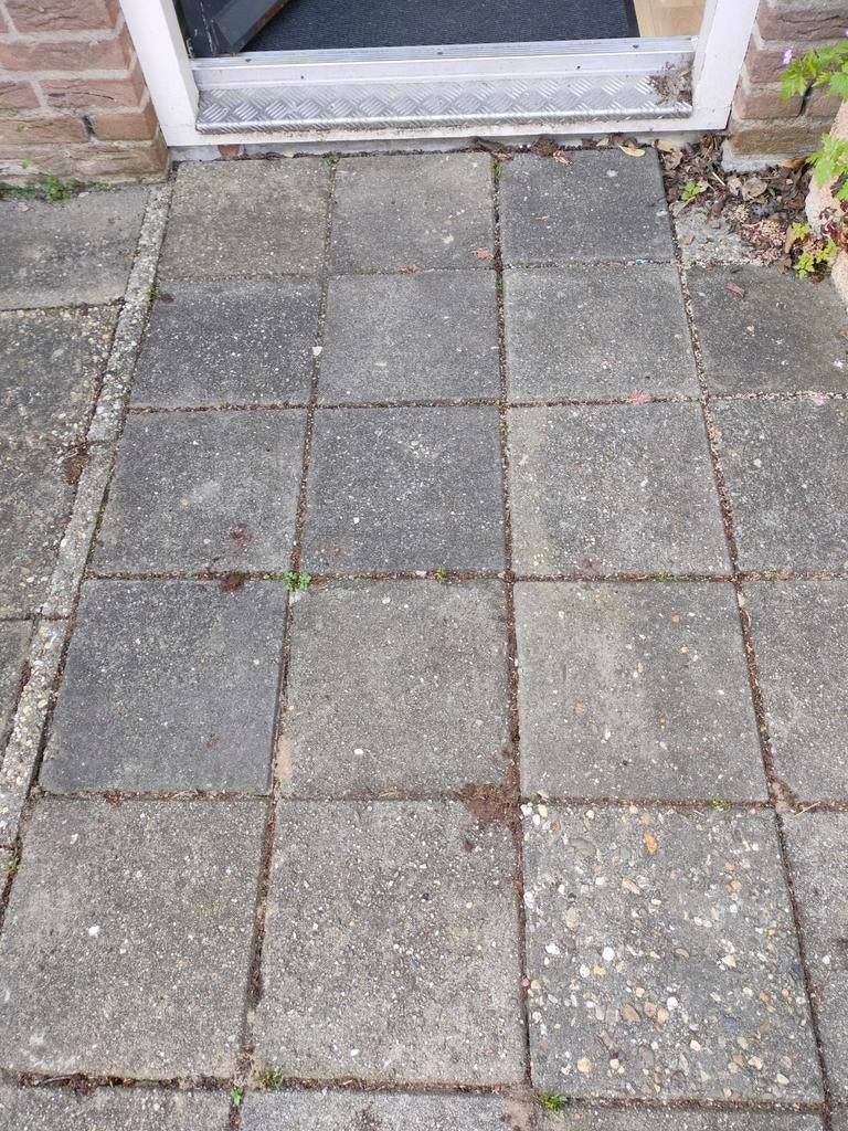Gratis afhalen: Stoeptegels, ca. 8m2, Tuin en Terras, Ophalen, Gebruikt, 5 tot 10 m², Beton