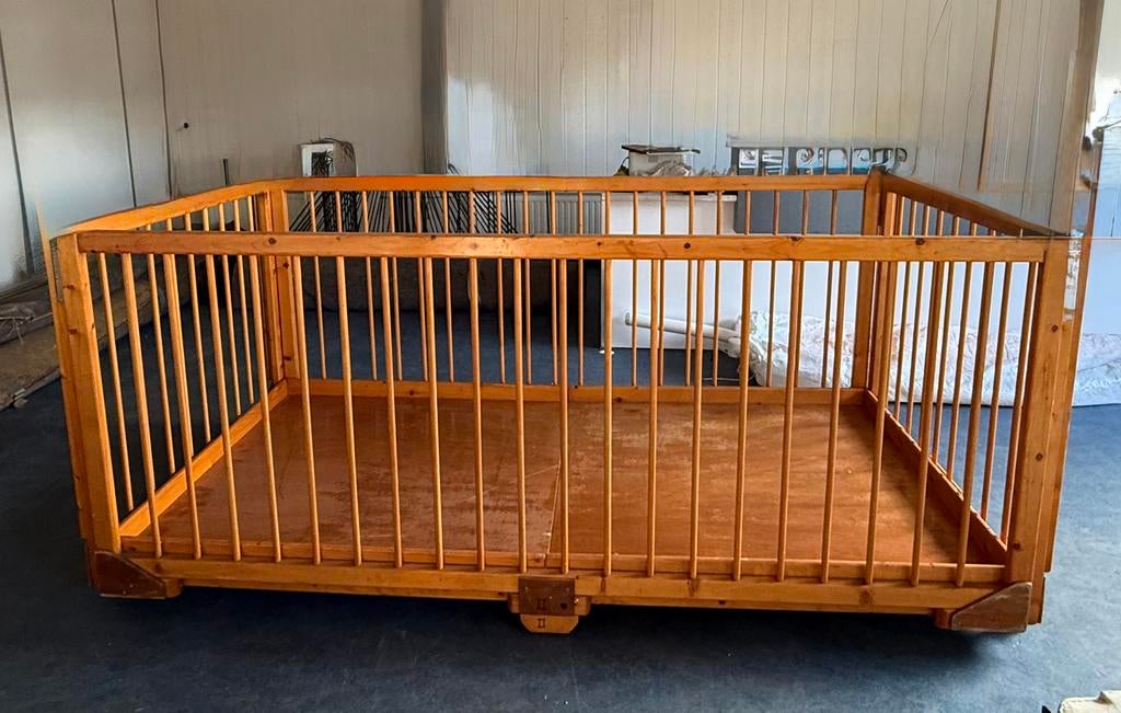 Grote box ideaal ook voor buiten, Kinderen en Baby's, Boxen, Ophalen, Zo goed als nieuw