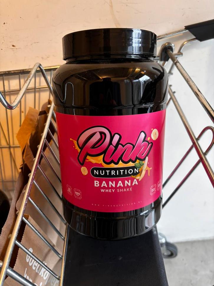 Pink Nutrition Whey Shake Aardbei/Banaan - 1000g, Sport en Fitness, Fitnessmaterialen, Nieuw, Overige typen, Ophalen of Verzenden