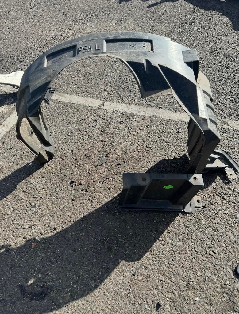 Rechts of links Binnenscherm voor c1 of Peugeot 107, Ophalen of Verzenden, Peugeot