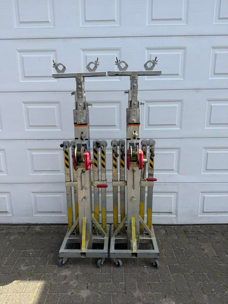 2x VMB TE-074 statief - 200kg, hefhoogte 5,30m., Ophalen, Zo goed als nieuw, Licht