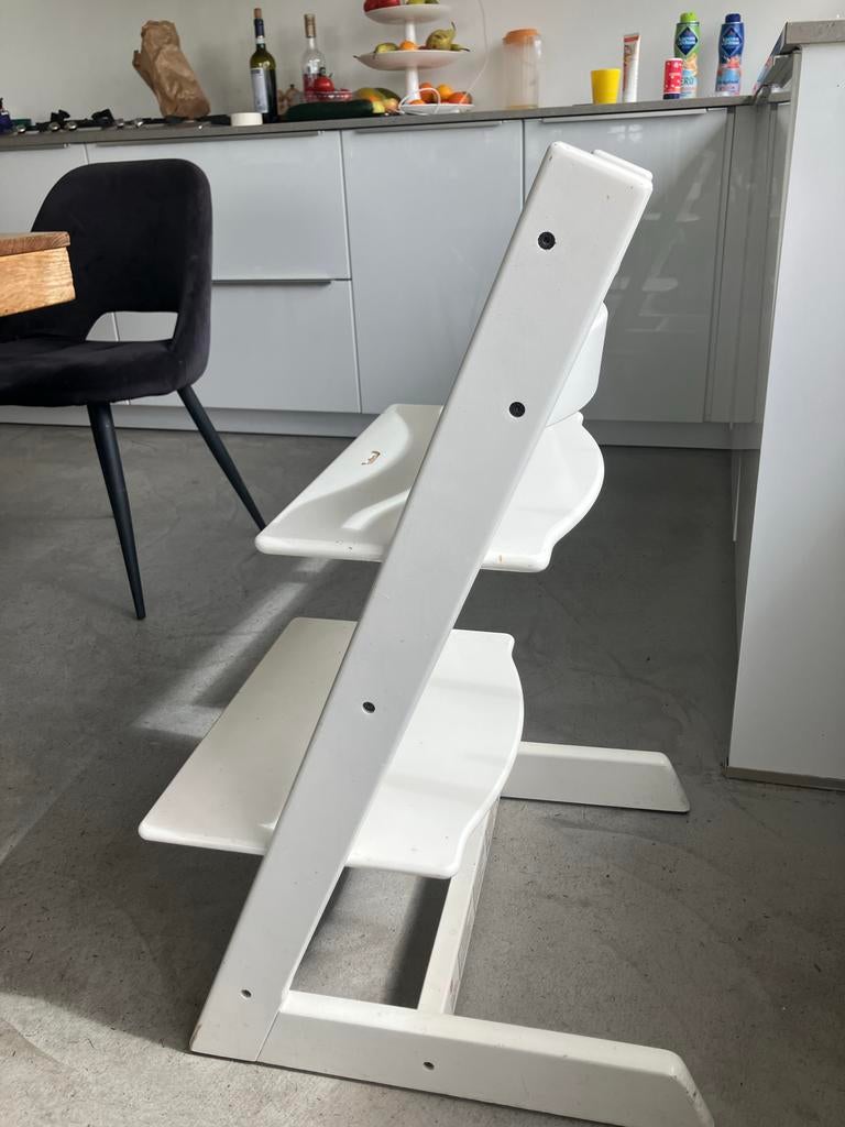 Stokke Trip Trap kinderstoel wit, Kinderen en Baby's, Ophalen, Gebruikt, Meegroeistoel, Aanschuifbaar