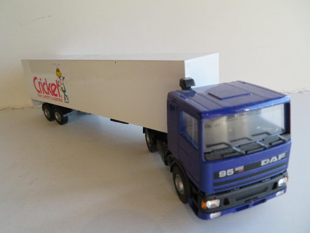 Lion DAF 95 400 ATI 1:50 Cricket 2 assige trailer, Ophalen of Verzenden, Bus of Vrachtwagen, Lion Toys