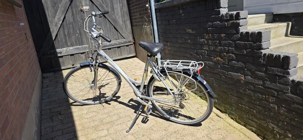 Batavus Jakima Damesfiets, Fietsen en Brommers, Ophalen of Verzenden, Gebruikt, Batavus, Versnellingen