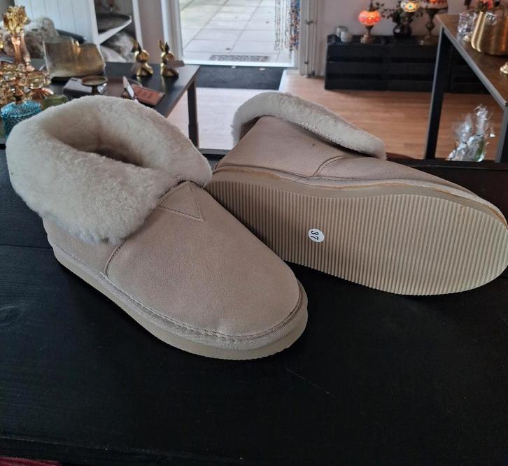 Magazijnopruiming Pantoffels - Diverse Maten en Kleuren, Kleding | Dames, Schoenen, Nieuw, Pantoffels of Sloffen, Overige kleuren