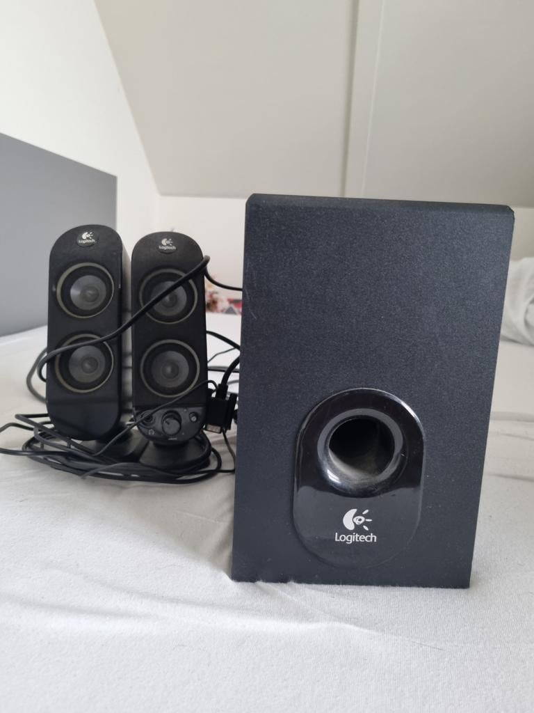 Logitech X-230 pc speakerset, Computers en Software, Pc speakers, Ophalen of Verzenden, Gebruikt