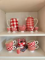 At Home with Marieke servies, rood, kopjes, kan etc., Overige typen, Ophalen of Verzenden, Zo goed als nieuw, Overige stijlen