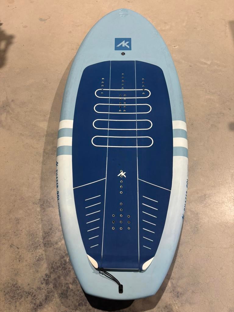 AK Phazer V4 5’6” - 90L, Watersport en Boten, Wingsurfen, Ophalen, Zo goed als nieuw, Wingsurf-board