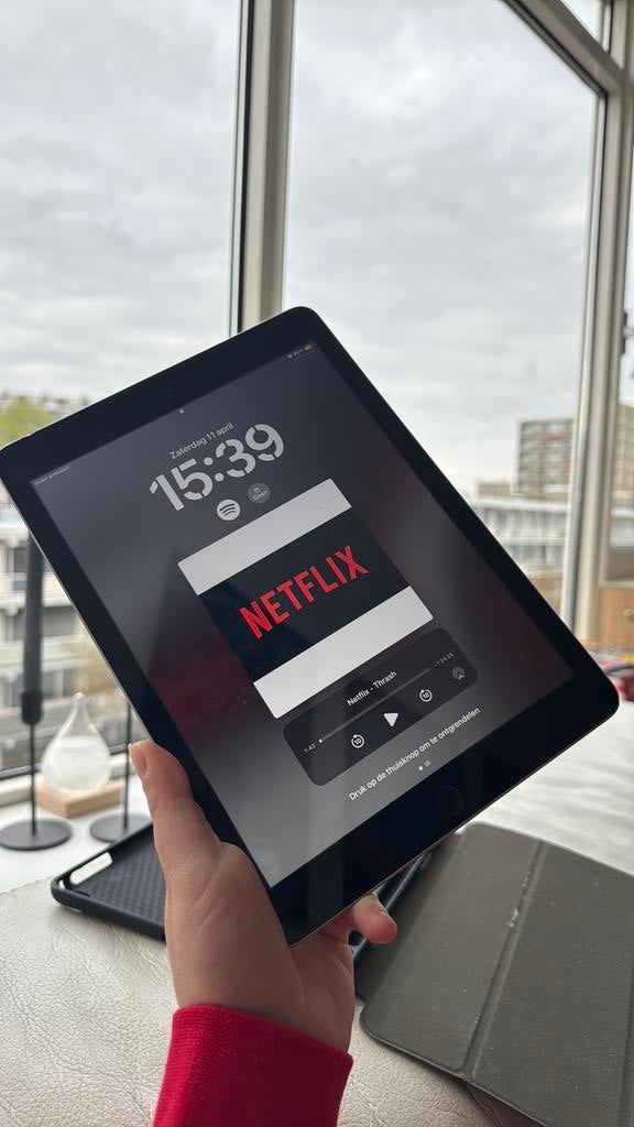 Ipad 2018 6e gen, 10 inch, 32 GB, Apple iPad, Ophalen of Verzenden