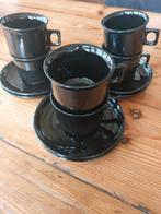 6 zwarte kop en schotels., Ophalen of Verzenden, Zo goed als nieuw, Overige stijlen, Kop(pen) en/of Schotel(s)