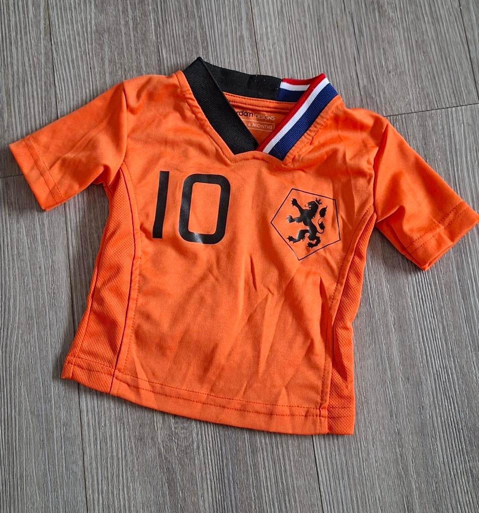 Oranje voetbalshirt korte mouw maat 68, Kinderen en Baby's, Ophalen of Verzenden, Zo goed als nieuw, Jongen