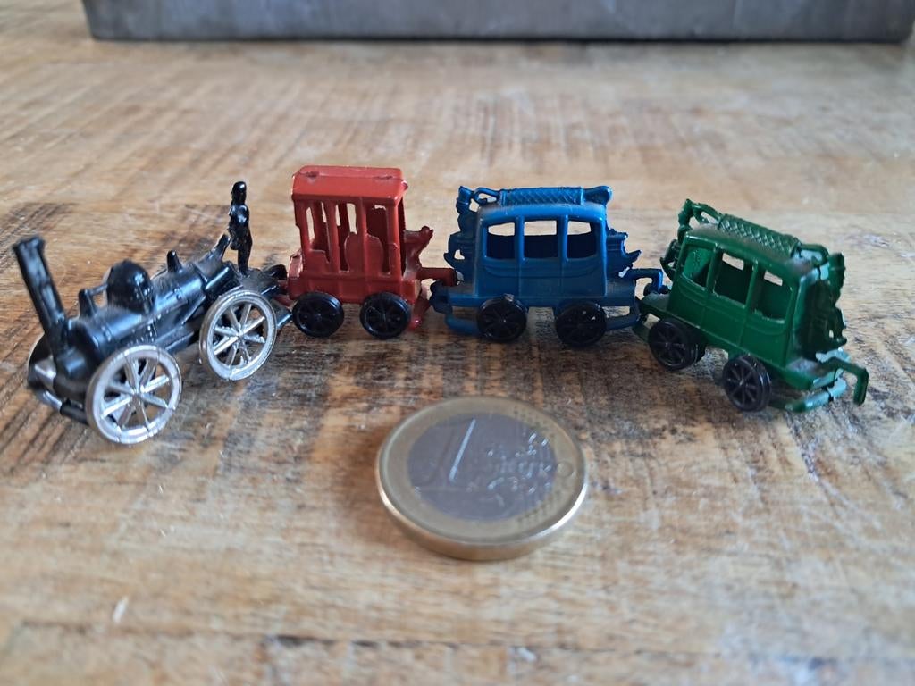 Miniatuur metalen treinset vintage, Ophalen of Verzenden