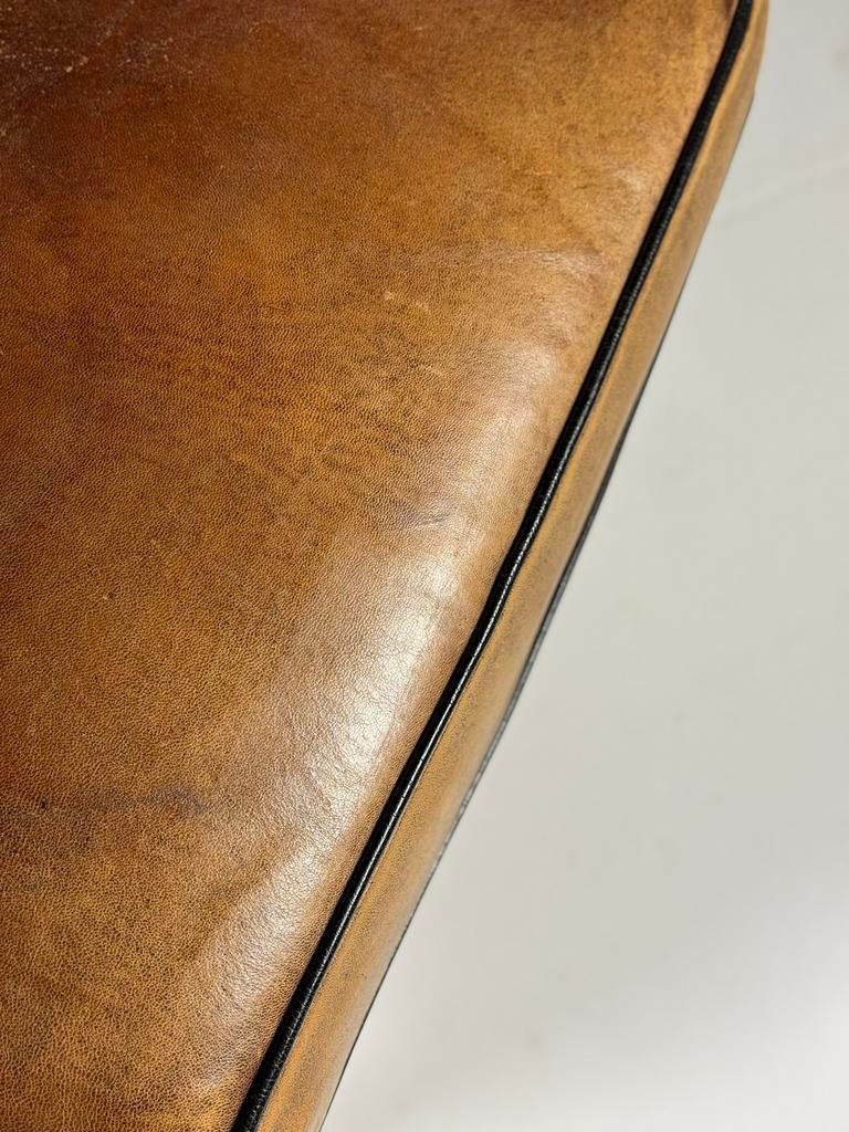 Schapenleren fauteuil art deco klassiek, Huis en Inrichting, Fauteuils, Ophalen, Zo goed als nieuw, 75 tot 100 cm, 50 tot 75 cm