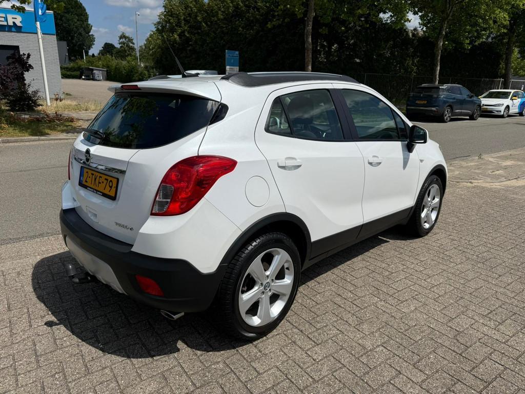 Opel Mokka 1.4 T Edition 4x4, Navi, NAP, APK 03-27, Auto's, Opel, Euro 5, Gebruikt, 4 cilinders, Wit