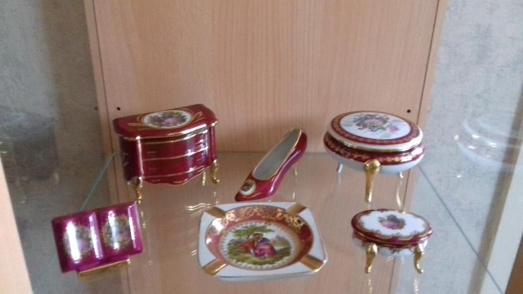 Limoges Miniatuur Verzameling 2, Ophalen