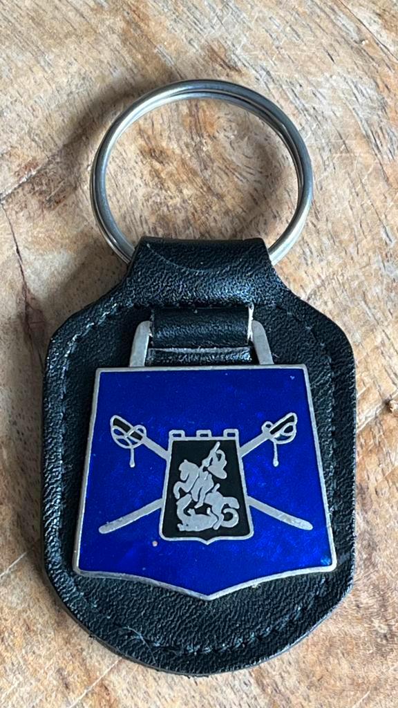 Borstzakhanger OC CAVALERIE 2 model?, Verzamelen, Militaria | Algemeen, Embleem of Badge, Ophalen of Verzenden