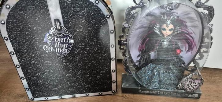 Ever After High Raven Queen pop in doos sdcc, Kinderen en Baby's, Speelgoed | Poppen, Nieuw, Overige typen, Ophalen of Verzenden
