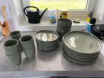 Servies groen, Ophalen of Verzenden, Zo goed als nieuw, Overige stijlen, Bord(en)