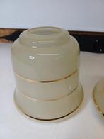 Jaren '50 glazen lampenkapjes met gouden lijnen (2 stuks), Huis en Inrichting, Lampen | Lampenkappen, Ophalen of Verzenden